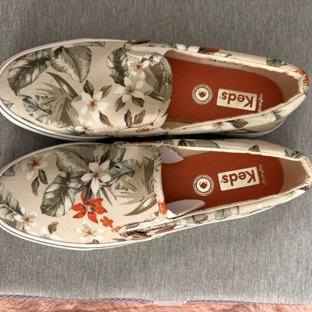 Keds Sneakers - Picture 5 of 9